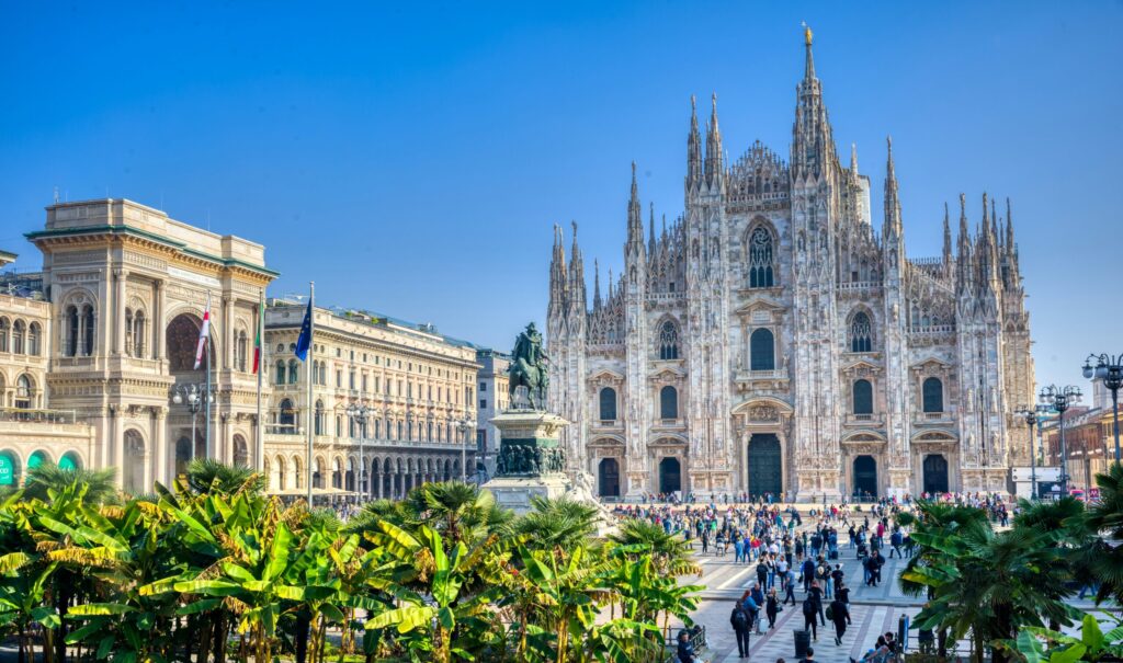 Milan airport transfer service near Duomo