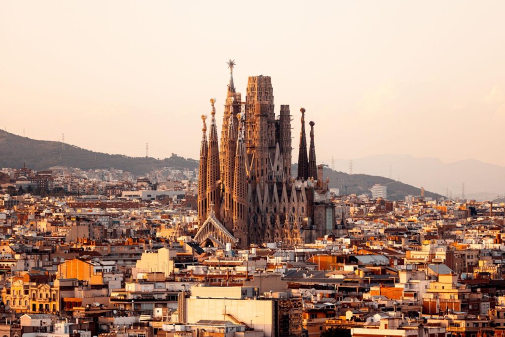 Barcelona airport transfer service near Sagrada Familia