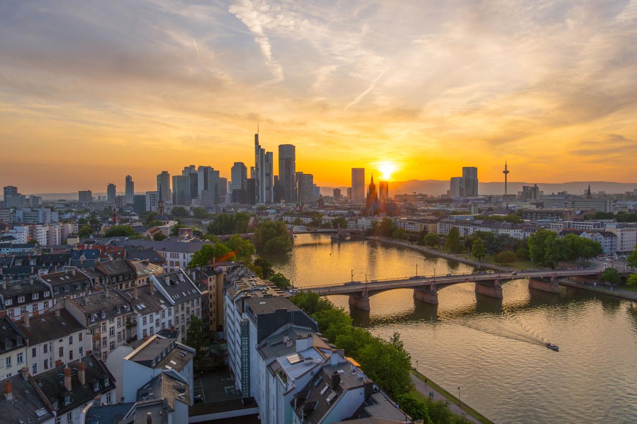 Frankfurt city center airport transfer service